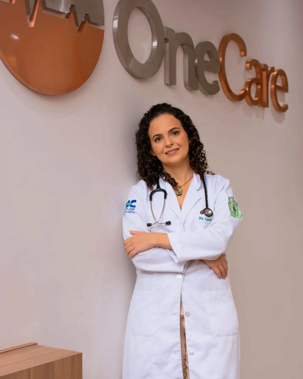 Dra. Yasmin Prata Ribeiro